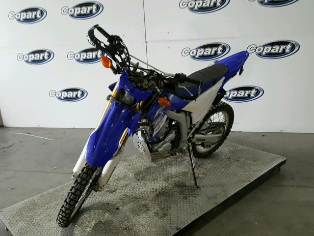 JYADG21Y2HA002024 - 2017 YAMAHA WR250 RC BLUE photo 2