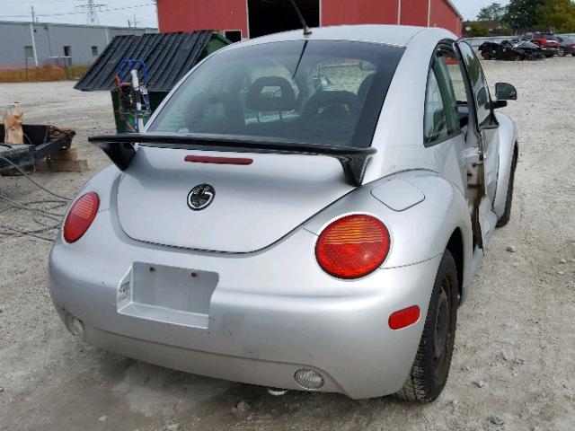 3VWCA21C7XM461599 - 1999 VOLKSWAGEN NEW BEETLE Gümüş foto 4