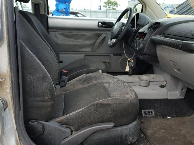 3VWCA21C7XM461599 - 1999 VOLKSWAGEN NEW BEETLE Gümüş foto 5