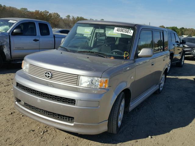 JTLKT324640154692 - 2004 TOYOTA SCION XB GRAY photo 2