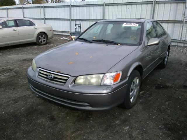 4T1BF28K71U120358 - 2001 TOYOTA CAMRY LE ბეჟი ფოტო 2