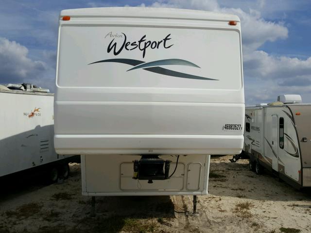 1EM5W3625Y9316067 - 2000 OTHE MOTORHOME WHITE photo 9