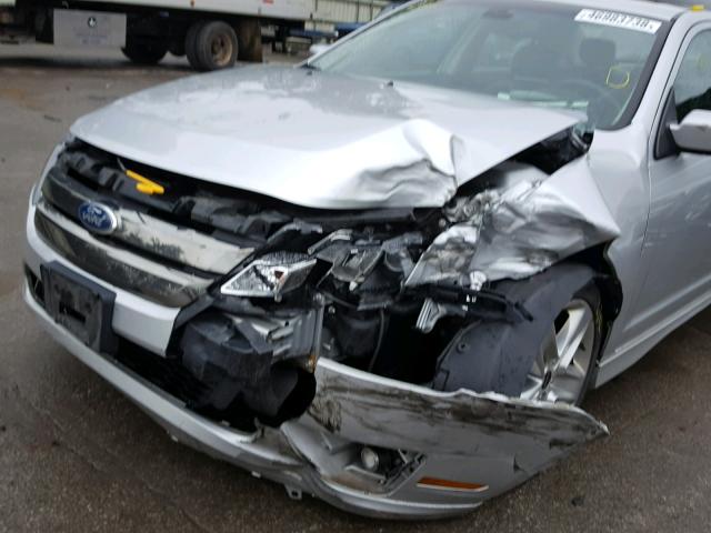 3FAHP0KC7BR317109 - 2011 FORD FUSION SPO SILVER photo 9