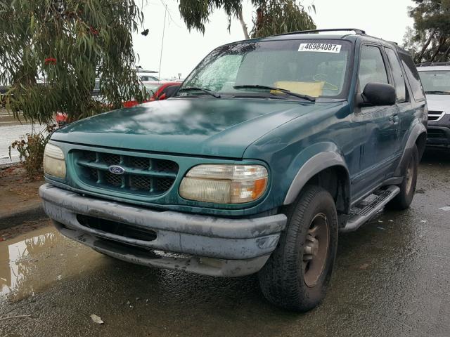 1FMYU24E0WUB84152 - 1998 FORD EXPLORER GREEN photo 2