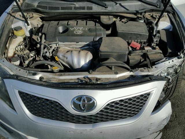 4T1BF3EK6AU044805 - 2010 TOYOTA CAMRY BASE SILVER photo 7