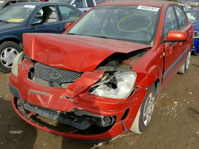 KNADE123076243215 - 2007 KIA RIO RED photo 2