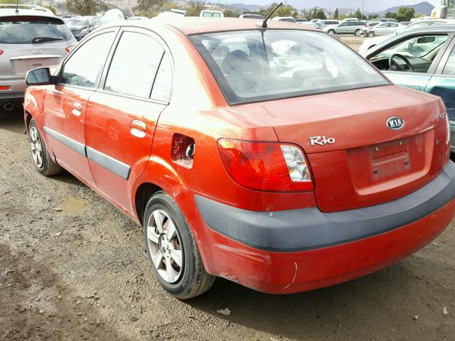 KNADE123076243215 - 2007 KIA RIO RED photo 3