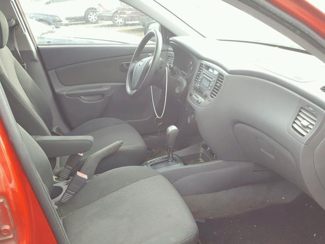 KNADE123076243215 - 2007 KIA RIO RED photo 5