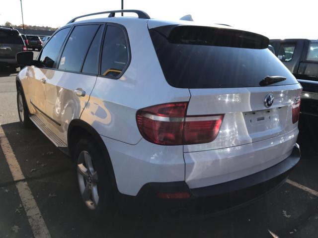 5UXFE43539L264642 - 2009 BMW X5 XDRIVE3 WHITE photo 3