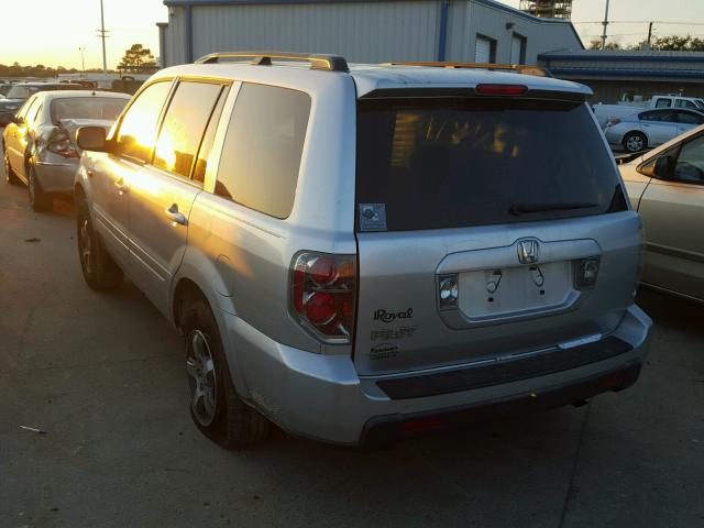 5FNYF28456B020033 - 2006 HONDA PILOT EX SILVER photo 3