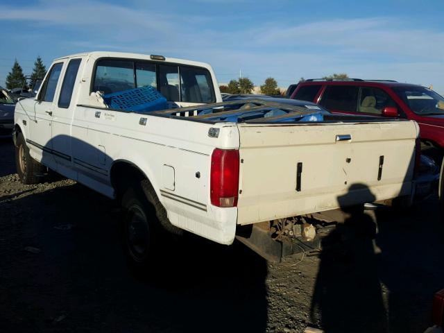 1FTHX25G0PKA35362 - 1993 FORD F250 WHITE photo 3