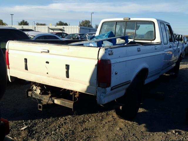 1FTHX25G0PKA35362 - 1993 FORD F250 WHITE photo 4