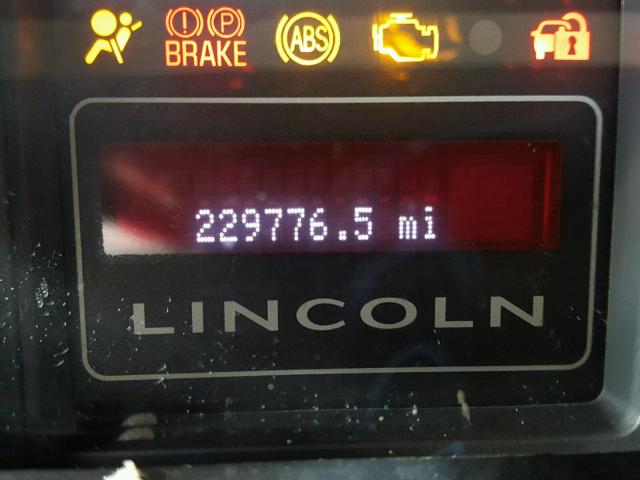 5LMFL28597LJ09877 - 2007 LINCOLN NAVIGATOR 黑色 照片 8