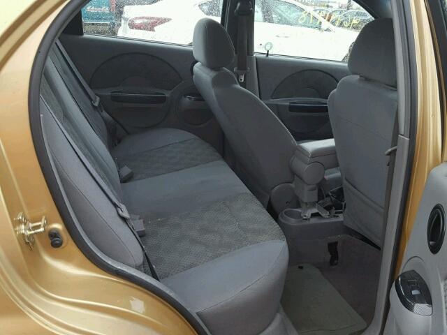 KL1TJ52644B126050 - 2004 CHEVROLET AVEO LS GOLD photo 6