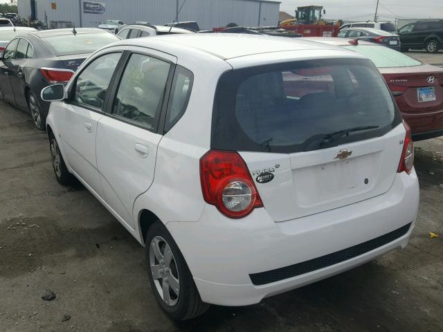 KL1TD66E69B646739 - 2009 CHEVROLET AVEO LS WHITE photo 3