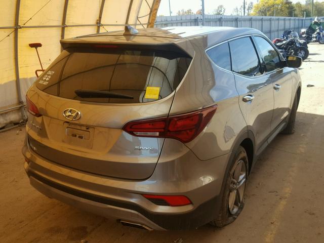 5XYZT3LB6HG387415 - 2017 HYUNDAI SANTA FE S GRAY photo 4