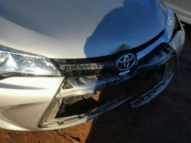 4T1BF1FK7GU156833 - 2016 TOYOTA CAMRY LE თაფლისფერი ფოტო 9