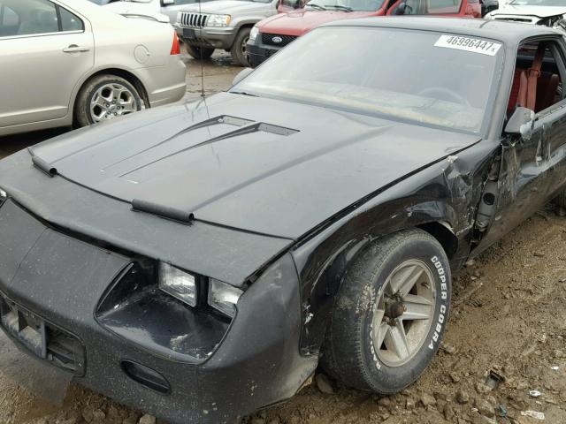 1G1FP87S2FN168268 - 1985 CHEVROLET CAMARO BLACK photo 10