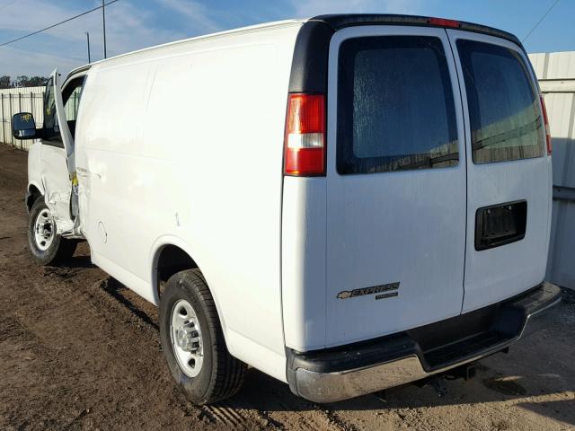 1GCWGFCA1D1149496 - 2013 CHEVROLET EXPRESS G2 WHITE photo 3