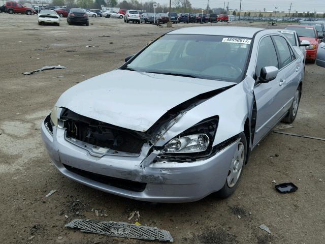 1HGCM56435A139955 - 2005 HONDA ACCORD LX SILVER photo 2