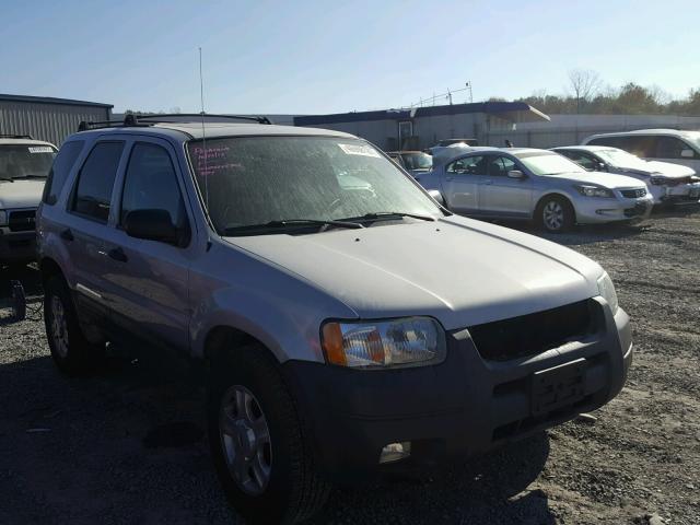 1FMYU93104KA23865 - 2004 FORD ESCAPE XLT SILVER photo 1