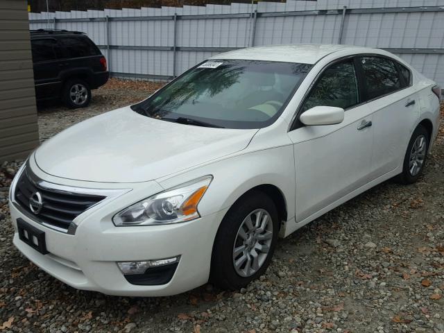 1N4AL3AP8DC164745 - 2013 NISSAN ALTIMA 2.5 WHITE photo 2