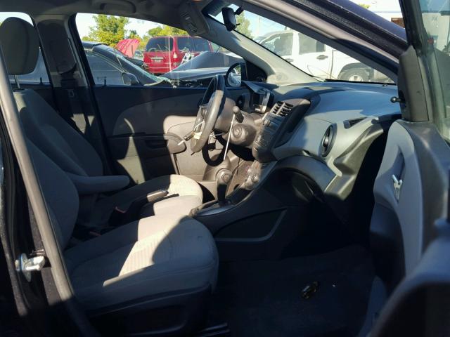 1G1JA5SH6D4173577 - 2013 CHEVROLET SONIC LS BLACK photo 5