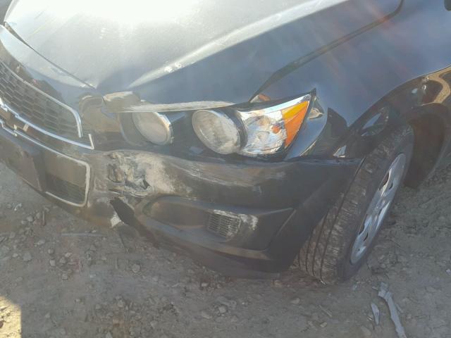 1G1JA5SH6D4173577 - 2013 CHEVROLET SONIC LS BLACK photo 9