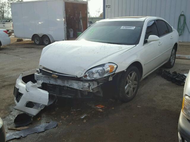 2G1WC583389206694 - 2008 CHEVROLET IMPALA LT WHITE photo 2