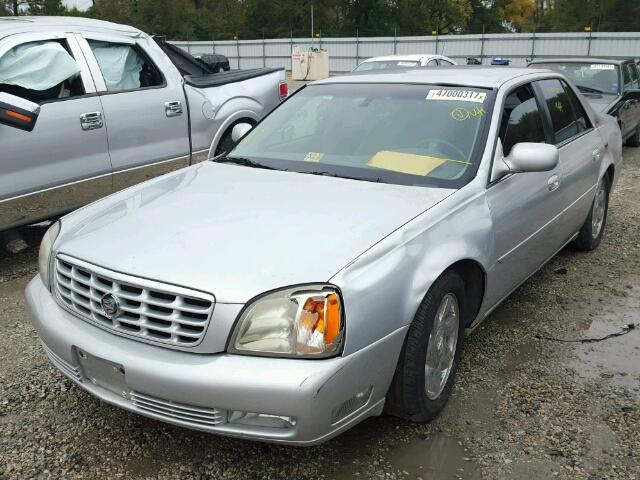 1G6KF57922U155575 - 2002 CADILLAC DEVILLE DT SILVER photo 2