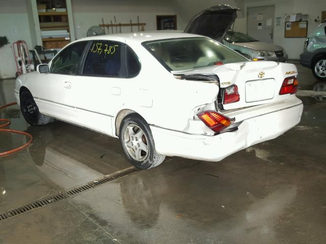 4T1BF18B1WU285436 - 1998 TOYOTA AVALON XL WHITE photo 3