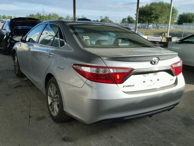 4T1BF1FK8GU175343 - 2016 TOYOTA CAMRY LE SILVER photo 3