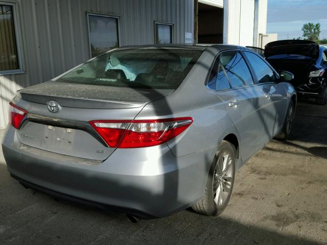 4T1BF1FK8GU175343 - 2016 TOYOTA CAMRY LE SILVER photo 4