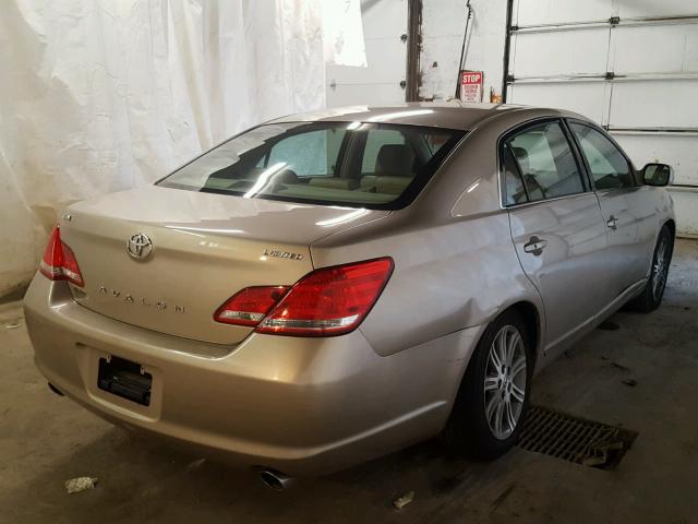 4T1BK36B25U001563 - 2005 TOYOTA AVALON XL GOLD photo 4