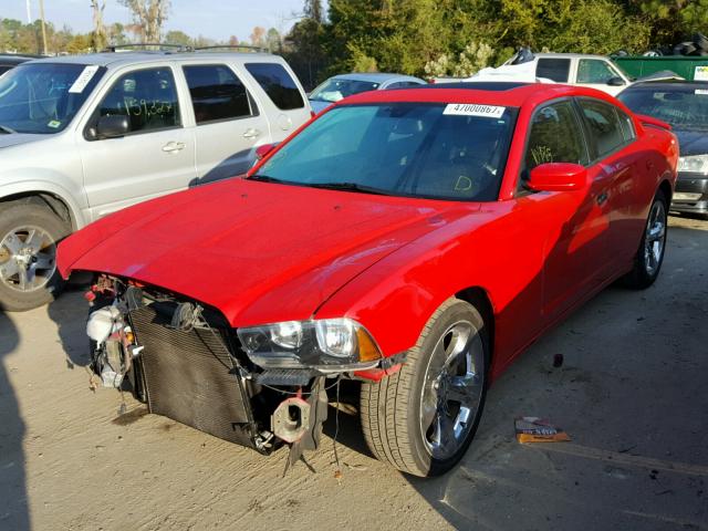 2C3CDXHG4DH574313 - 2013 DODGE CHARGER SX RED photo 2