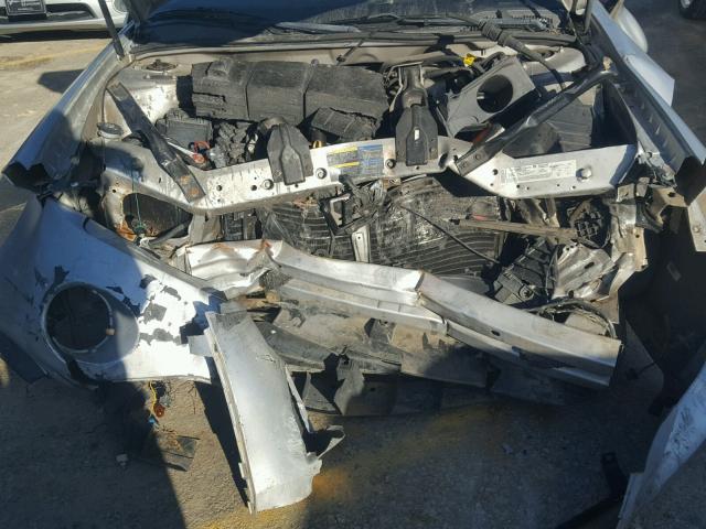 2G2WP522251228535 - 2005 PONTIAC GRAND PRIX SILVER photo 7