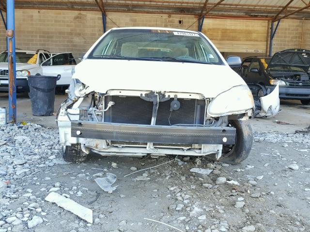 2T1BR32E15C458555 - 2005 TOYOTA COROLLA CE WHITE photo 9