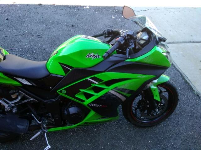 JKAEX8A19EA004602 - 2014 KAWASAKI EX300 A GREEN photo 5