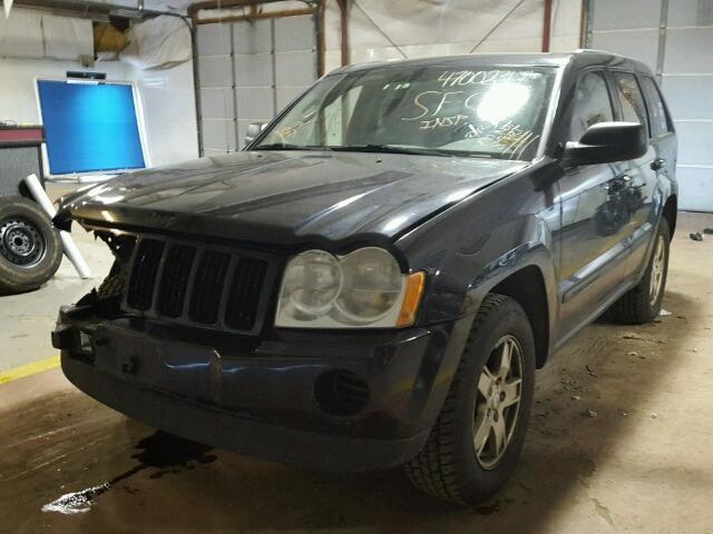 1J8GR48K87C665800 - 2007 JEEP GR CHEROKE BLACK photo 2