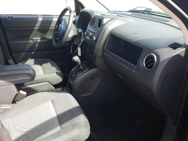 1J4FT47B89D210779 - 2009 JEEP COMPASS SP BLACK photo 5