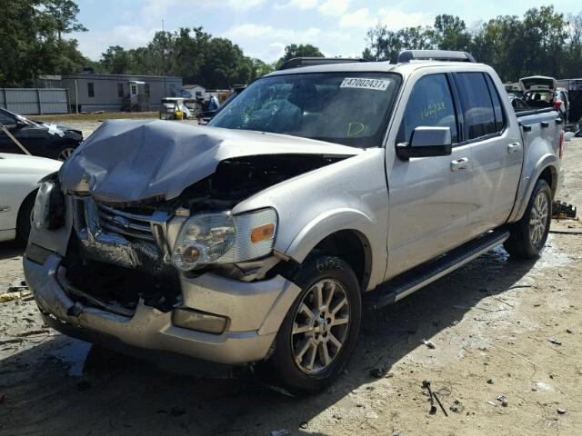 1FMEU33K87UA45761 - 2007 FORD EXPLORER S SILVER photo 2