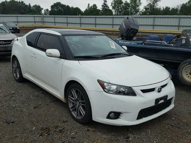JTKJF5C70D3058261 - 2013 TOYOTA SCION TC 白色 照片 1