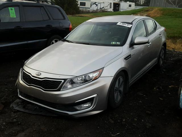 KNAGM4AD0D5046011 - 2013 KIA OPTIMA HYB GRAY photo 2