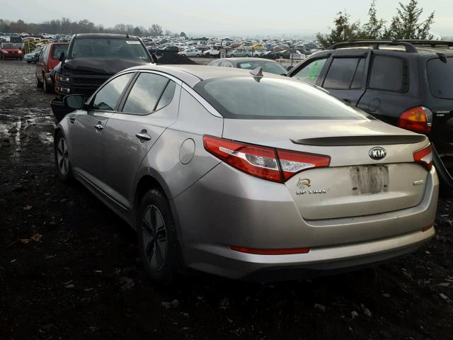 KNAGM4AD0D5046011 - 2013 KIA OPTIMA HYB GRAY photo 3