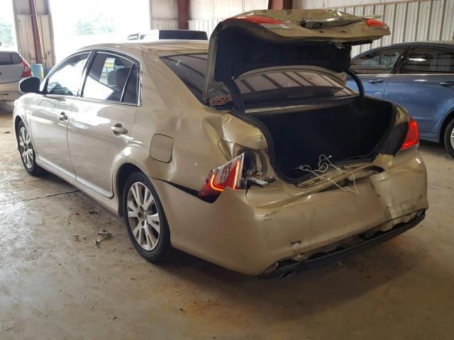 4T1BK3DB1BU421636 - 2011 TOYOTA AVALON BAS Złoty zdjęcie 3