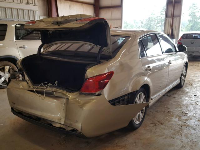 4T1BK3DB1BU421636 - 2011 TOYOTA AVALON BAS Złoty zdjęcie 4