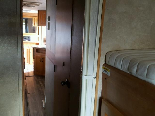 4YDT3112291531957 - 2009 KEYSTONE SPRINTER WHITE photo 5