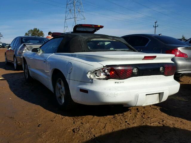 2G2FS32K712110259 - 2001 PONTIAC FIREBIRD WHITE photo 3