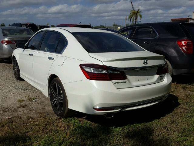 1HGCR2F58HA160796 - 2017 HONDA ACCORD SPO WHITE photo 4