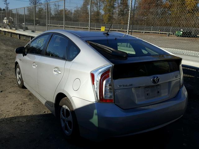 JTDKN3DU6D5652932 - 2013 TOYOTA PRIUS SILVER photo 3